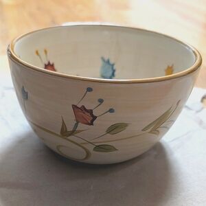 Target Home American Simplicity handpainted stoneware floral‎ soup/cereal bowl